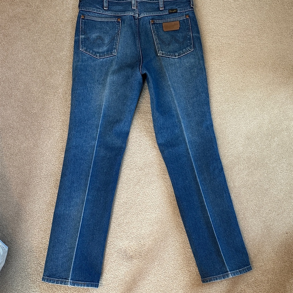 Wrangler Men's Slim Fit Blue Jeans - Picture 4 of 7